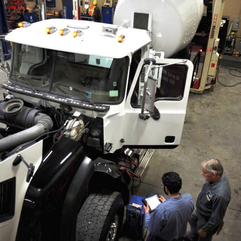 Chicagoland truck and trailer maintenance